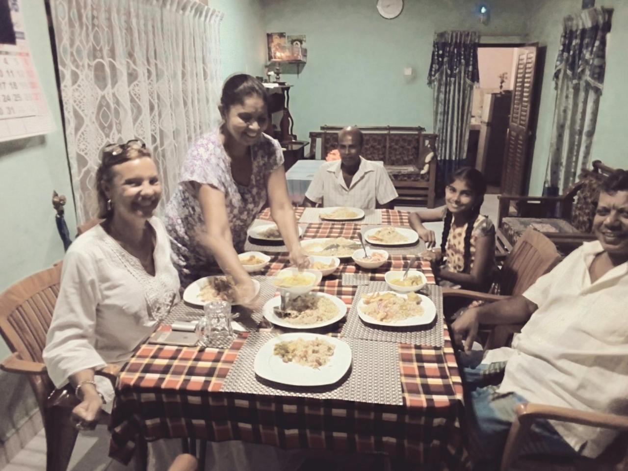 Nethmi Homestay & Restaurant Tangalle Exterior photo